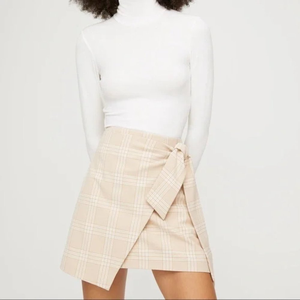Wilfred Tie Front Skirt in Cream Plaid